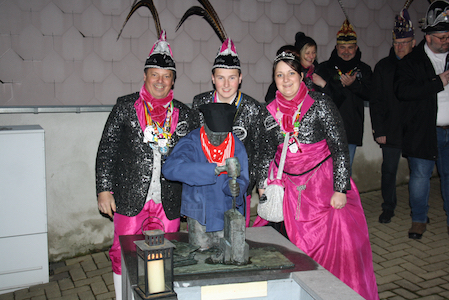 Carnaval de Martelange, Evenements en photos I Habillage du Fendeur et Grand Feu 08-03-2019