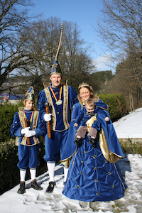 Carnaval de Martelange - Costumes de la Famille Princière 2010 