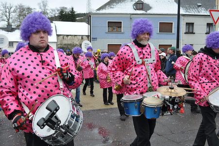 Carnaval de Martelange - Cavalcade partie 1 (21-02-2010) 