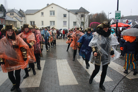Carnaval de Martelange - Cavalcade partie 1 (05-03-2017) 