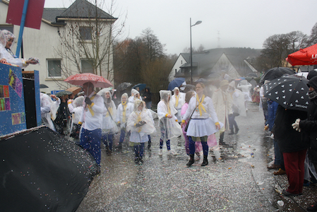 Carnaval de Martelange - Cavalcade partie 1 (05-03-2017) 