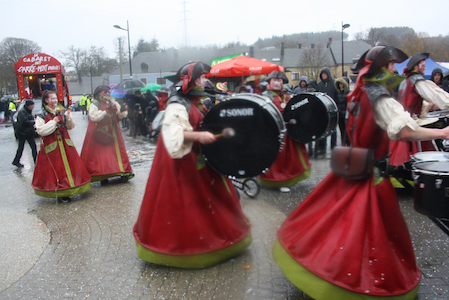 Carnaval de Martelange - Cavalcade partie 1 (05-03-2017) 