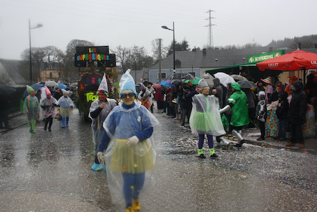 Carnaval de Martelange - Cavalcade partie 1 (05-03-2017) 
