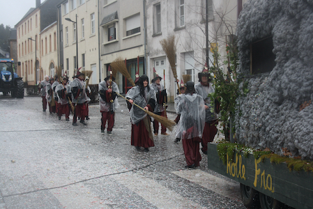 Carnaval de Martelange - Cavalcade partie 1 (05-03-2017) 
