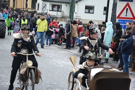 Carnaval de Martelange - Cortège partie 4 (01-03-2020) 