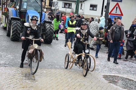 Carnaval de Martelange - Cortège partie 4 (01-03-2020) 